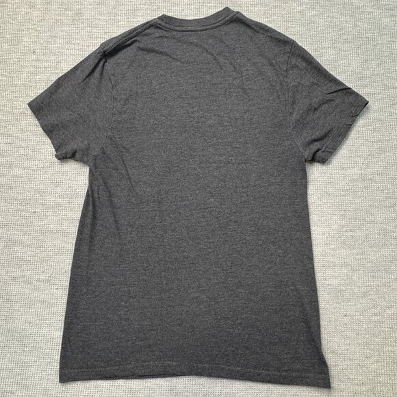 Johnny Cash Man In Black Graphic T-Shirt Short Sleeve Charcoal Gray Adult Small - Picture 5 of 10